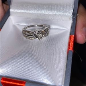 Sterling silver heart diamond ring